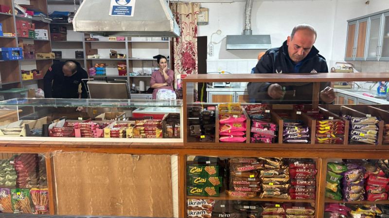 OKUL KANTİNLERİ MERCEK ALTINDA