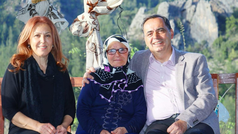  Başkan Yılmaz'dan Anneler Günü Mesajı