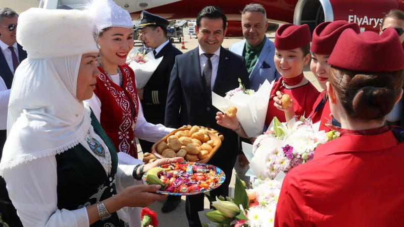 KAZAKİSTAN’DAN GAZİPAŞA’YA İLK UÇUŞ