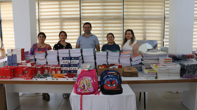 BELEDİYEDEN ÖĞRENCİLERE KIRTASİYE DESTEĞİ