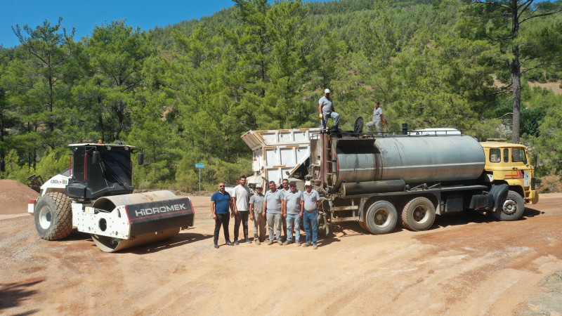 YEŞİLYURT’TA ASFALT SEVİNCİ