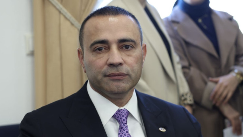 GAZİPAŞA’NIN SAĞLIK EKSİKLERİ BAKANA SORULDU