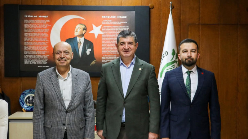 CHP’DEN YOĞUN MESAİ