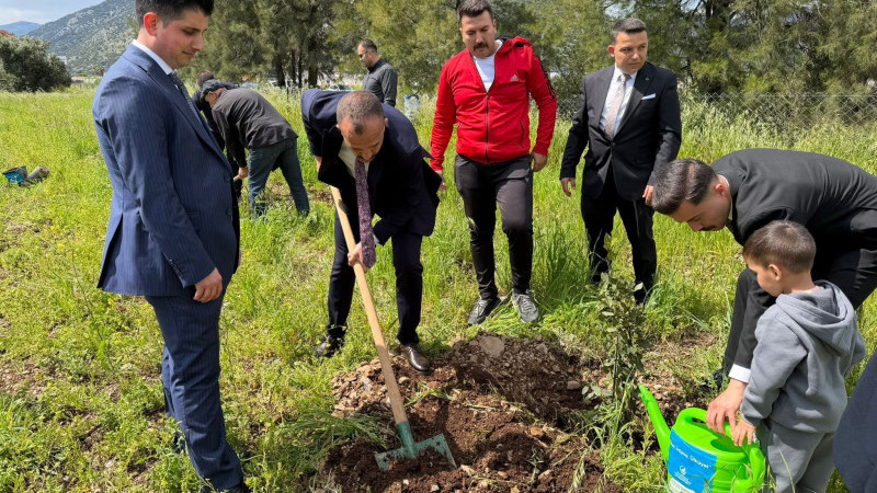 Ülkücülerden anlamlı miras