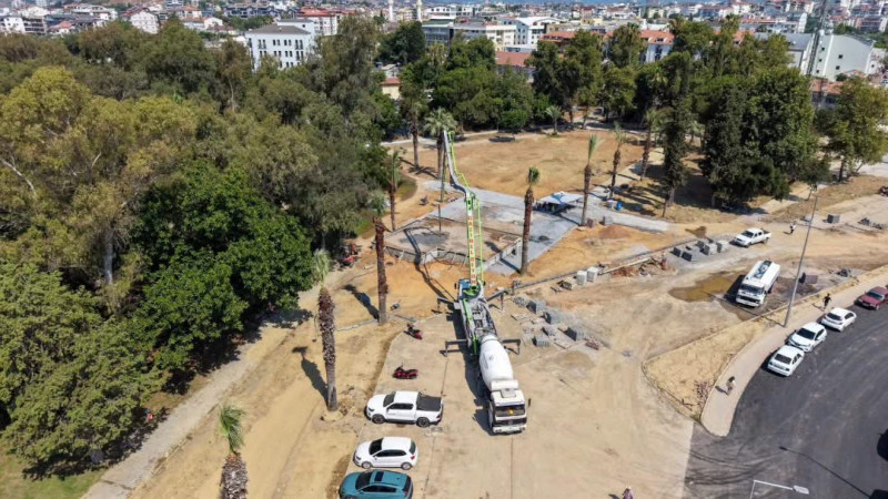 -Atatürk Parkı’nda çalışma tam gaz